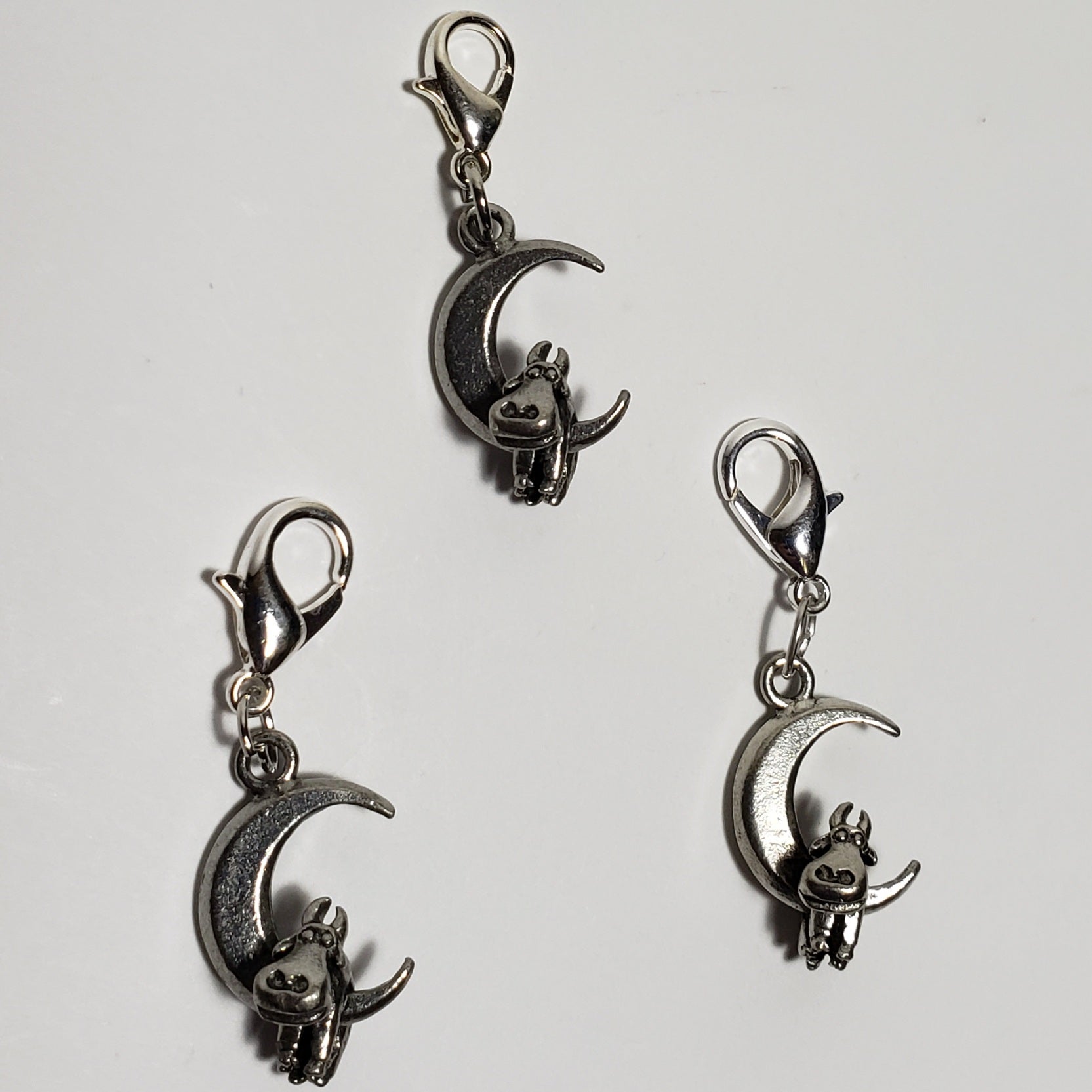 Cow jumping over the Moon Progress Keeper, Silver, 3D, Stitch Marker